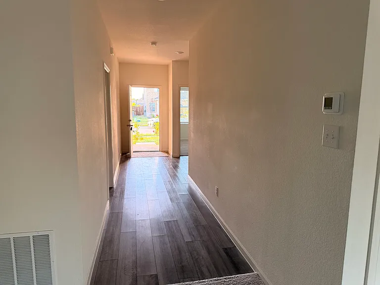 1517 Escondido Dr — Photo 12
