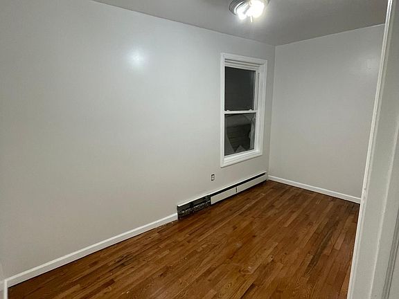 4th image of 843 E 167th St #2
