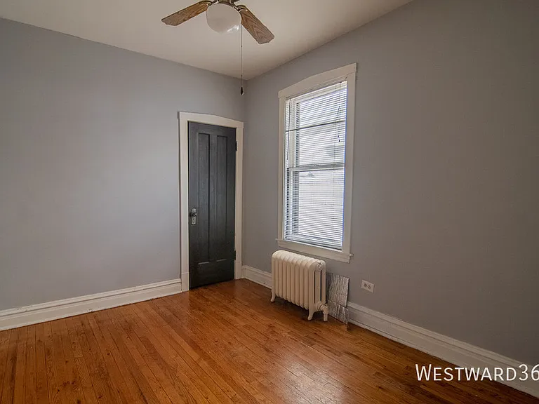 4246 N Menard Ave — Photo 9
