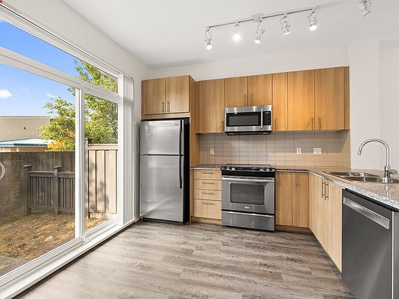 5th image of 31098 Westridge Pl #32