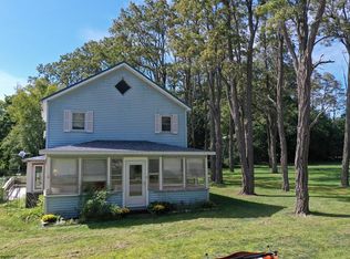 13 2nd St, Port Kent, NY 12975