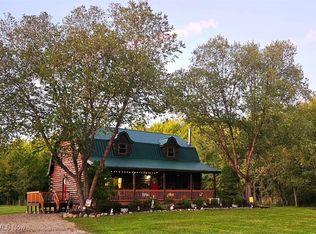 8451 Chatham Rd, Medina, OH 44256