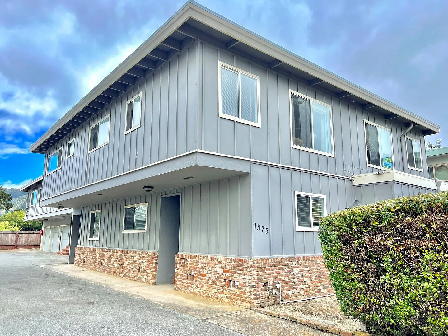 1375 Adobe Dr #2 photo 1