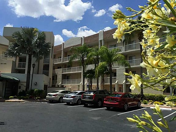 2nd image of 7587 Granville Dr #408
