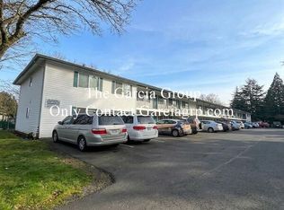 9205 E Burnside St #H203, Portland, OR 97220