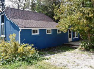 16 Albert St, Wasaga Beach, ON L9Z 2M2