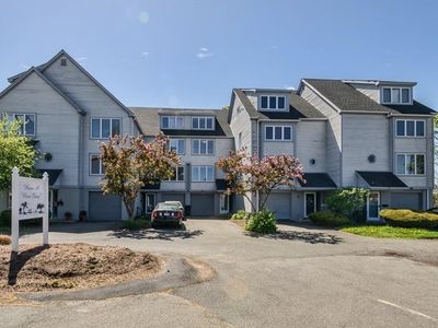 2 Atkinson Dr APT 17, Saugus, MA, 01906