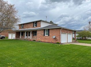 709 Colebrook St #709, Louisville, OH 44641