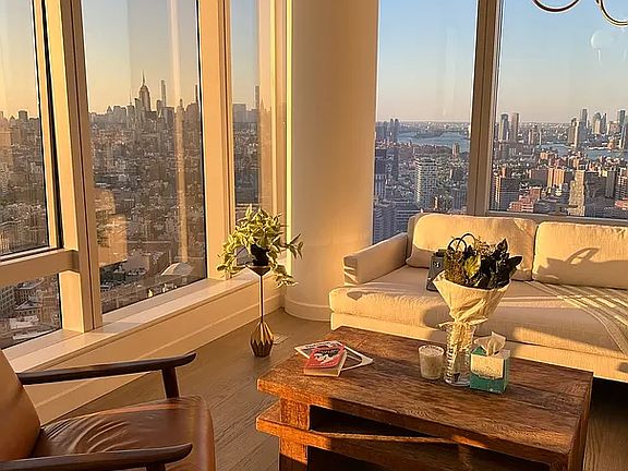 2nd image of 1 Manhattan Sq Unit 50K