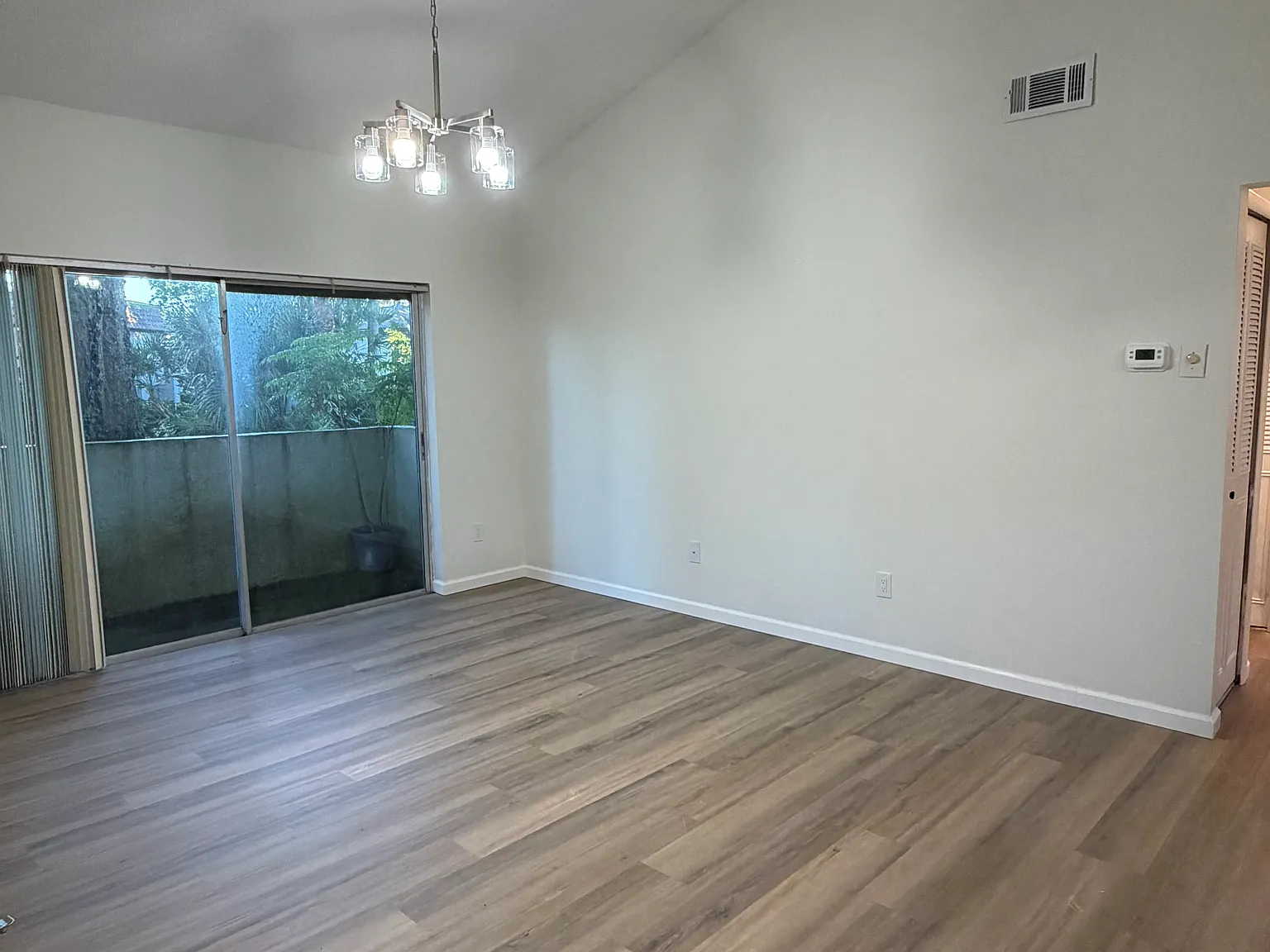 2922 Lichen Ln — Photo 3