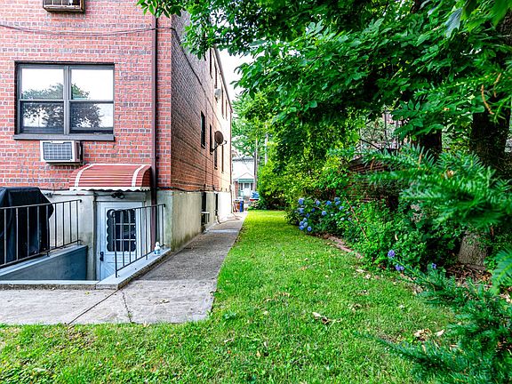 5th image of 144-17 27th Ave