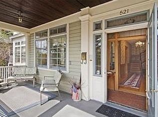 521 Grand Hl, Saint Paul, MN 55102