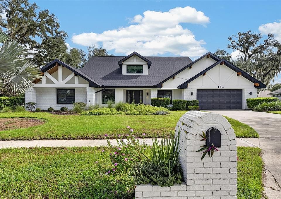 1st image of 104 BARRINGTON DRIVE