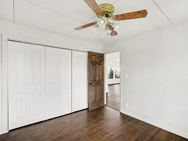 713 NW Black Twig Ln — Photo 13