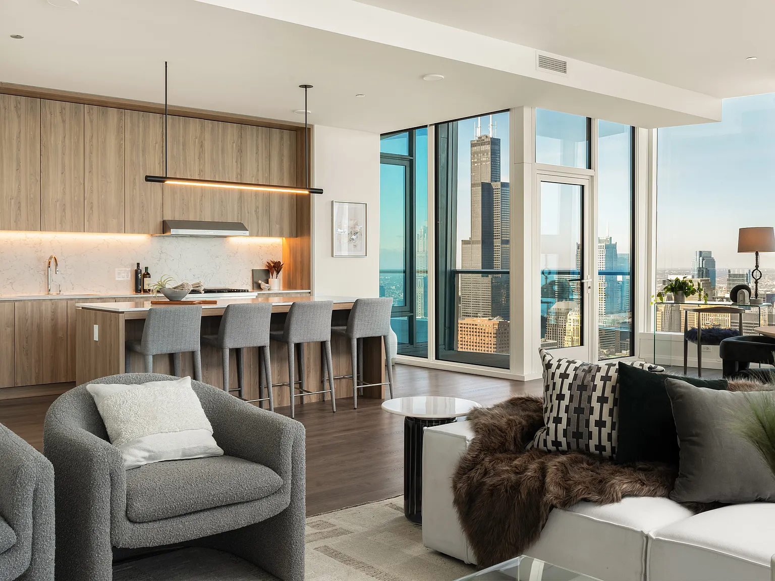 1000M Apartments — Photo 3