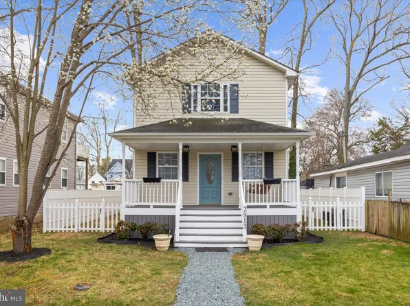 3913 6th St, North Beach, MD 20714