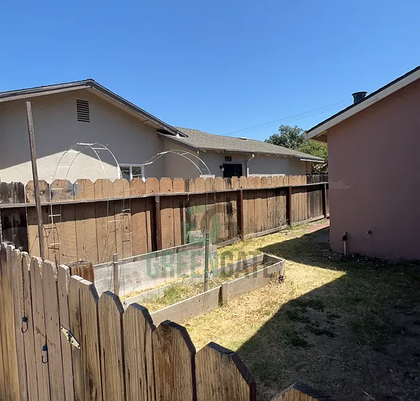 2305 Rose Ave — Photo 30
