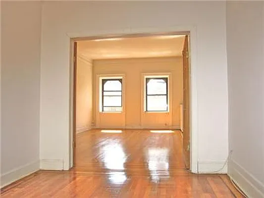 Rented by Barak Realty | media 43