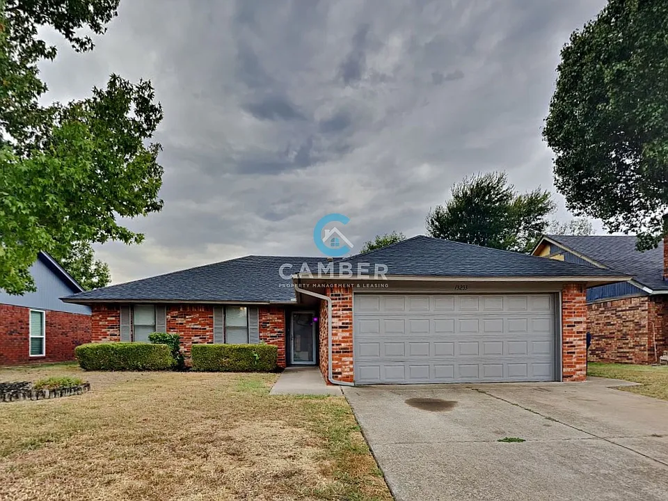 13233 Eastridge Dr