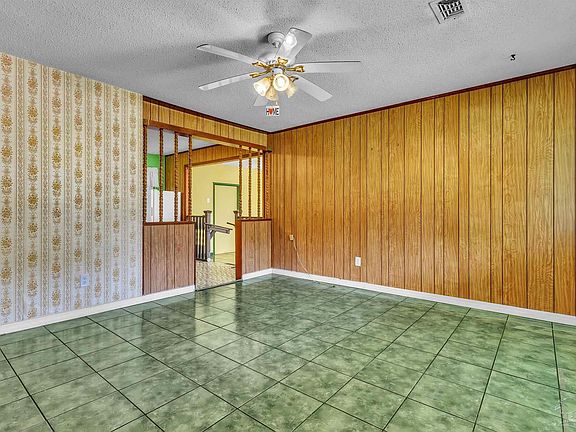 3rd image of 910 Bartow Ave