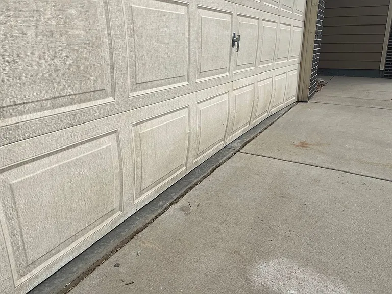 12360 Village Cir E — Photo 8