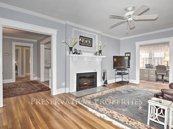 156 Cabot St, Newton, MA 02458