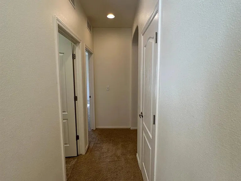 1732 N Dutch Ave — Photo 18
