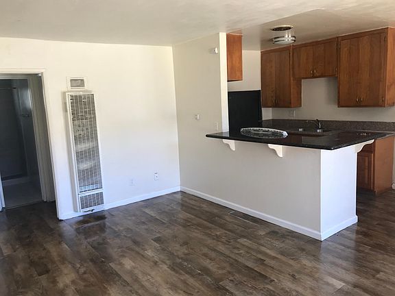 3rd image of 323 W 11th St #5