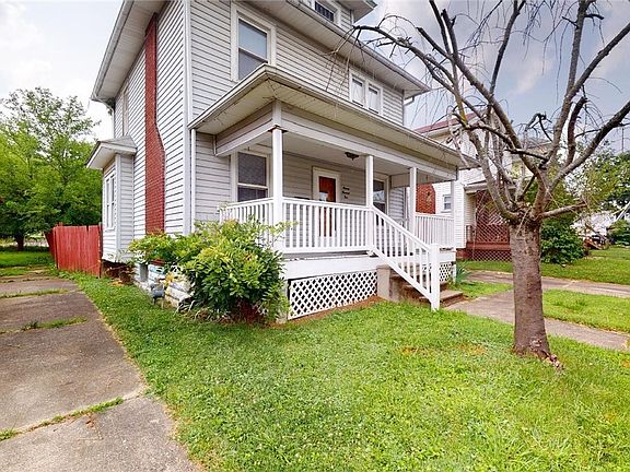 3rd image of 1104 Edwin St