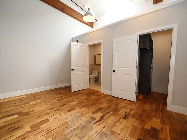 1822 E Glenwood Ave — Photo 8