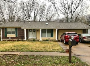 647 Turfwood Dr, Ballwin, MO