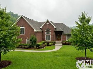 1993 Shell Rd, Hendersonville, TN 37075