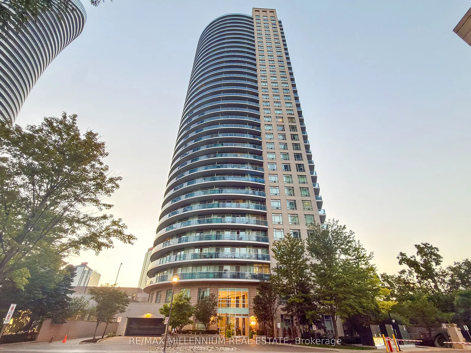 2 bed, $2,550 — Photo 3