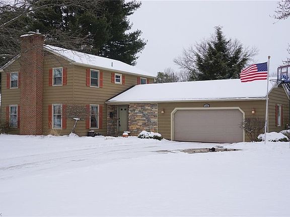 2nd image of 1334 Wilkshire Cir SW