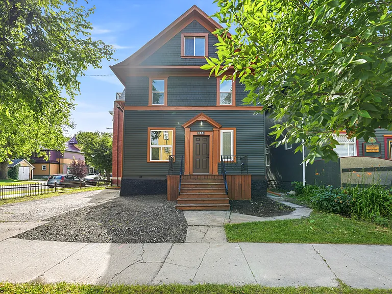 144 Arlington St — Photo 6