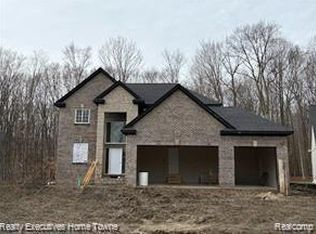 67853 Ashley Ave, Richmond, MI 48062