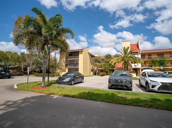 2083 Coral Ridge Dr #N302, Pompano Beach, FL 33071