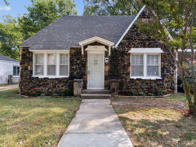 915 N Columbia Pl, Tulsa, OK, 74110