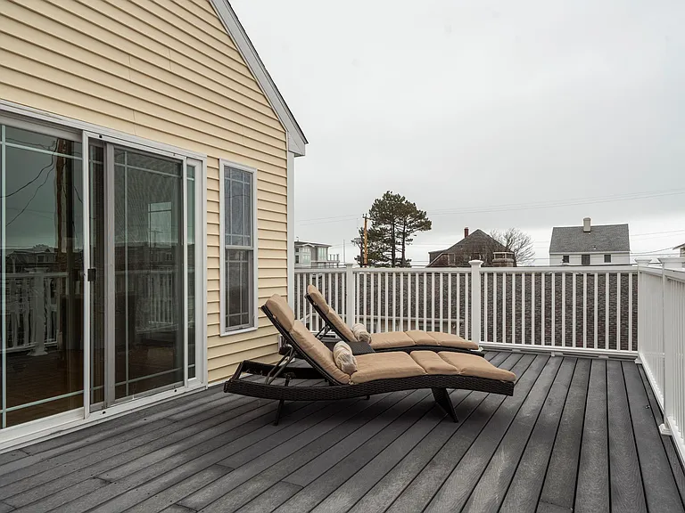 9 Lowell St — Photo 22
