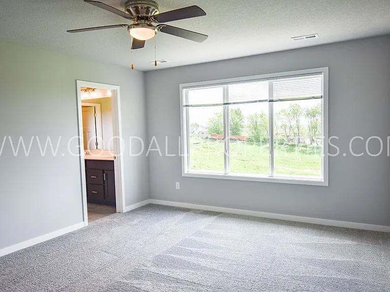 1730 Howard Dr — Photo 6