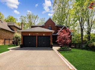 6150 Bankhead Ct, Mississauga, ON L5V1L9