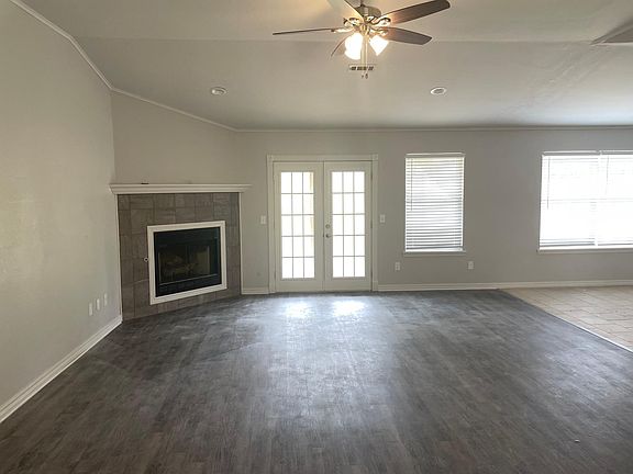 4th image of 1674 N Desarc Way