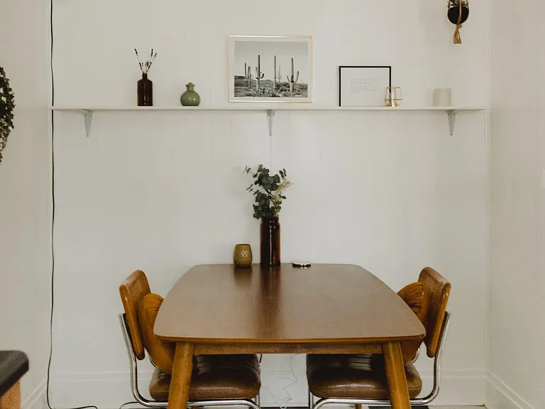 Breakfast nook or office space!