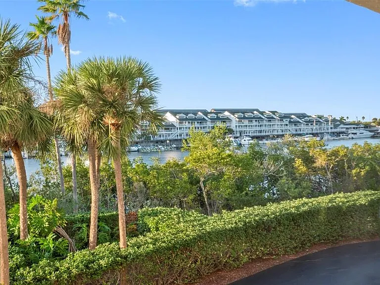 11730 Shipwatch Dr #305 — Photo 21
