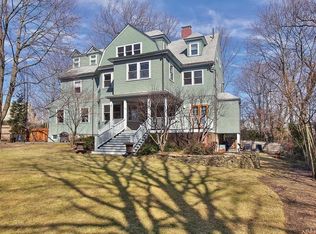 82 High St, Brookline, MA 02445