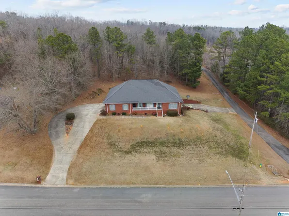 1411 Scenic Dr, Talladega, AL 35160
