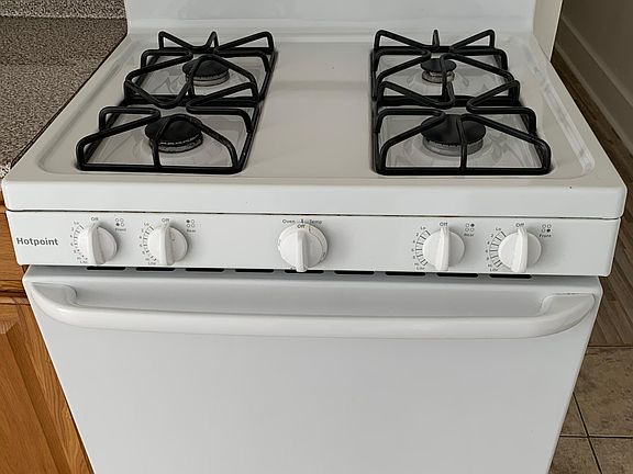4th image of 3642 Holland Ave APT 8