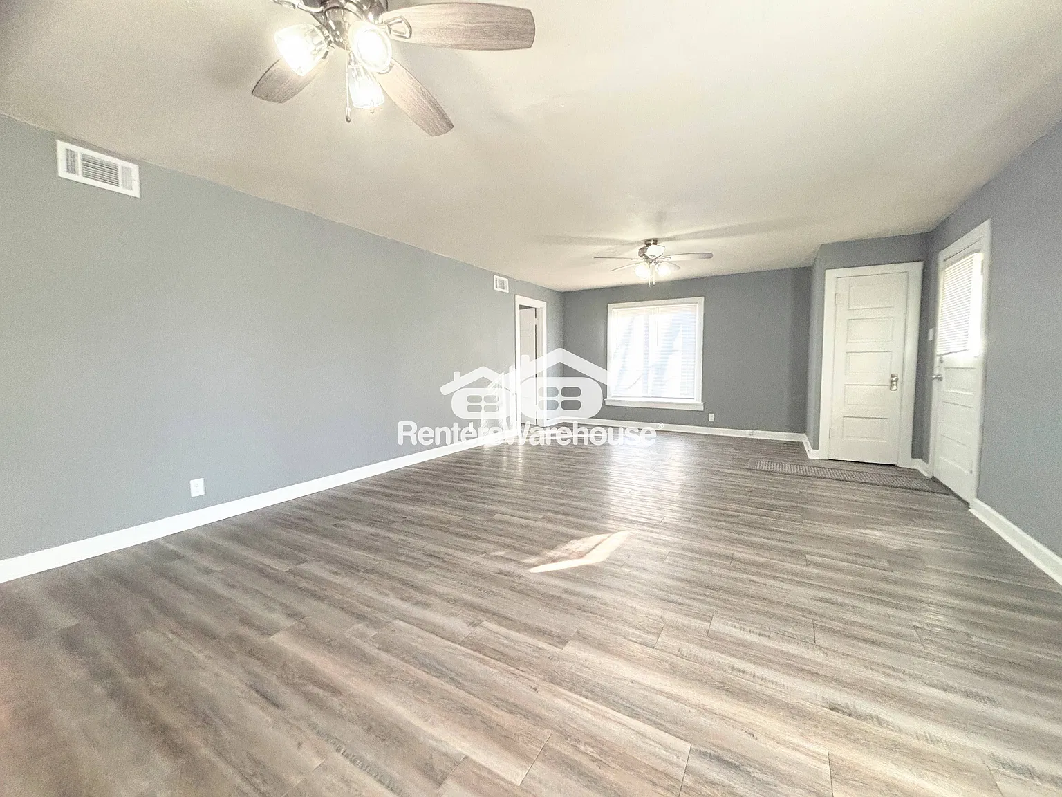 1 Bedroom Apartment Available for Rent — Photo 3