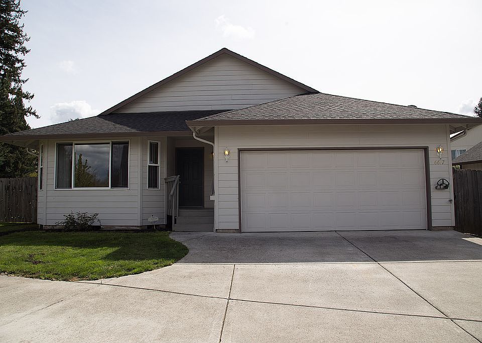 1st image of 6617 NE 73rd Cir