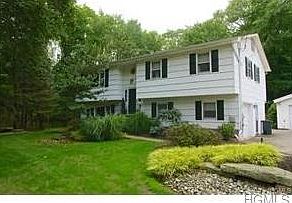 1st image of 49 Lorna Ln